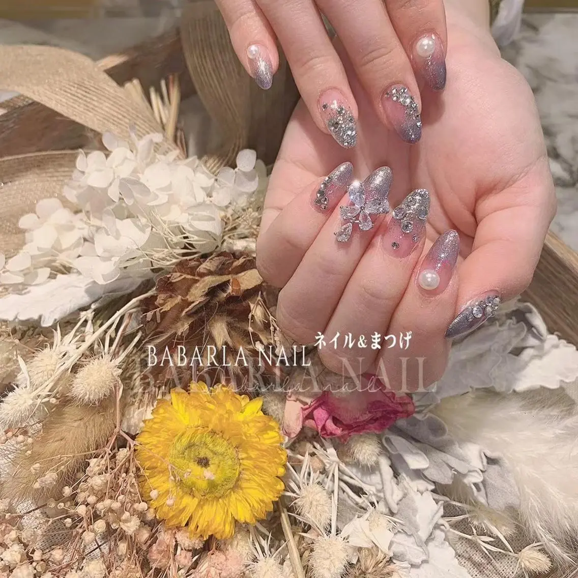 ネイル ゴージャス キラキラネイル Babarla Nailのネイルデザイン