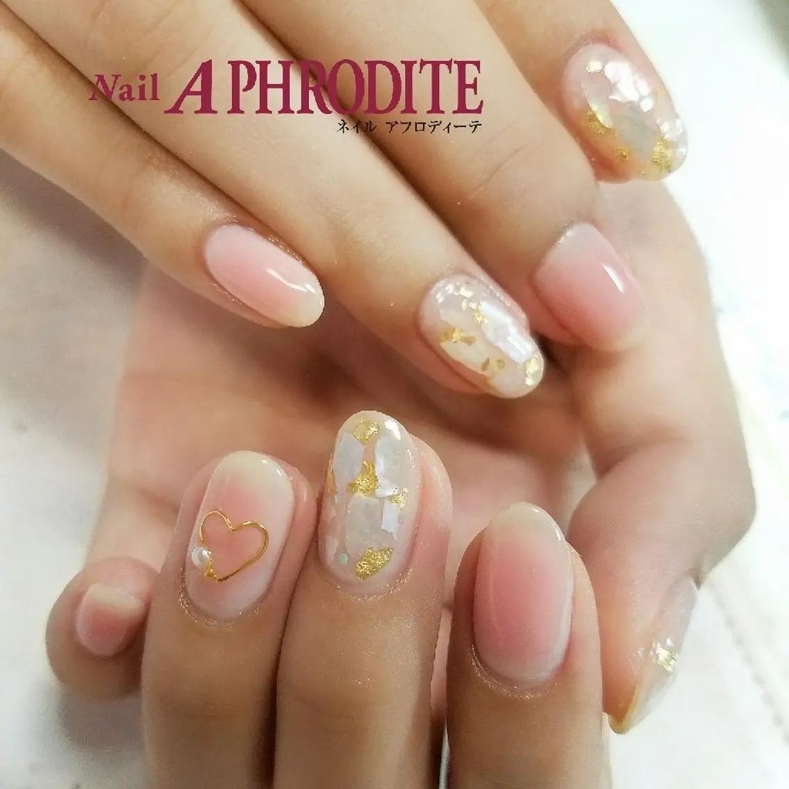 ネイル チークネイル Nail Aphroditeのネイルデザイン
