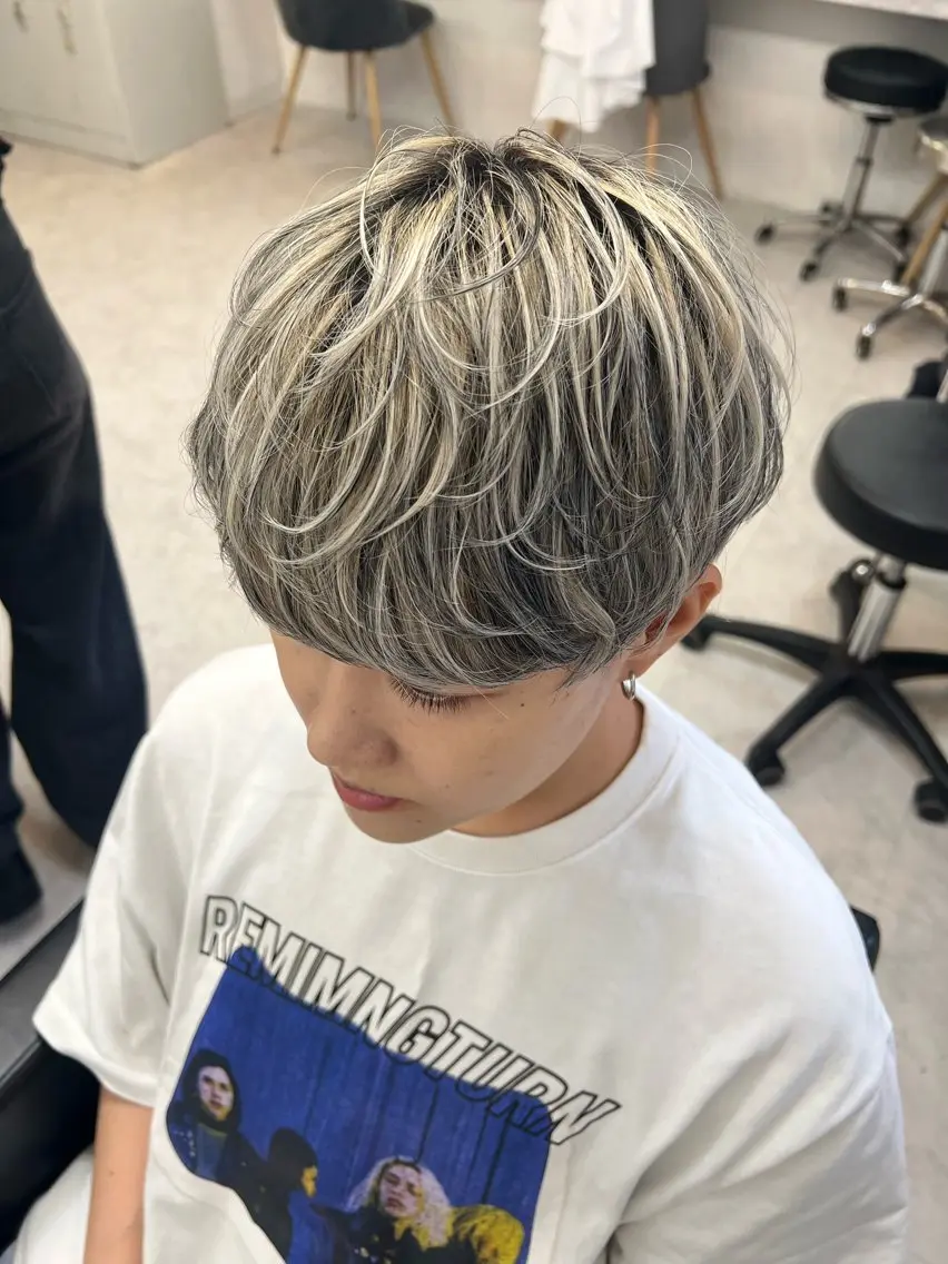 ショート カラー カット ヘアカラー トリートメント ✨レイヤー/髪質改善 /縮毛矯正✨ナカムラのヘアスタイル