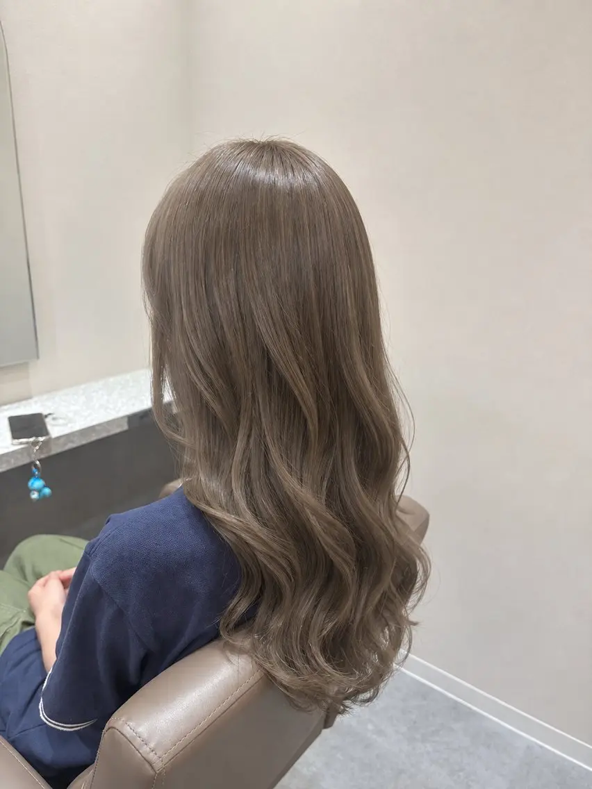 セミロング ヘアカラー Cocoro 艶カラー🎀のヘアスタイル