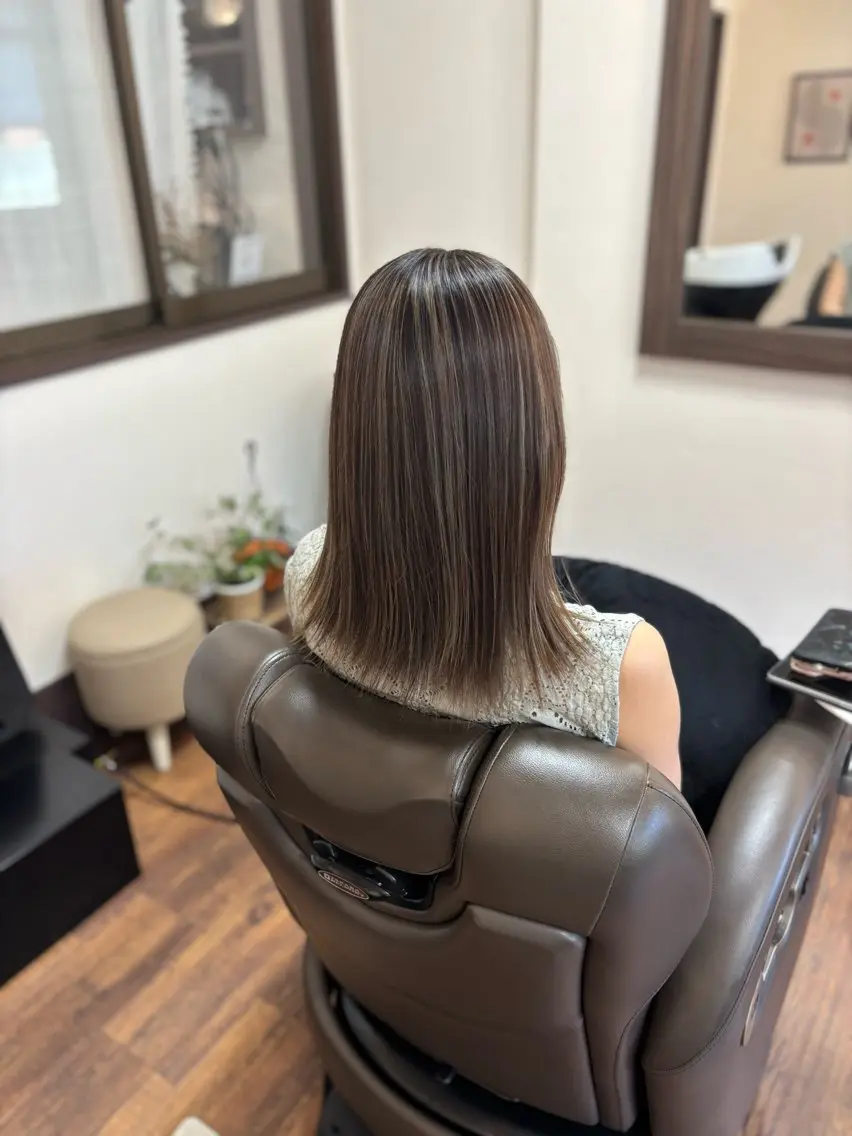 ミディアム ヘアカラー トリートメント 池岡 洋子のヘアスタイル