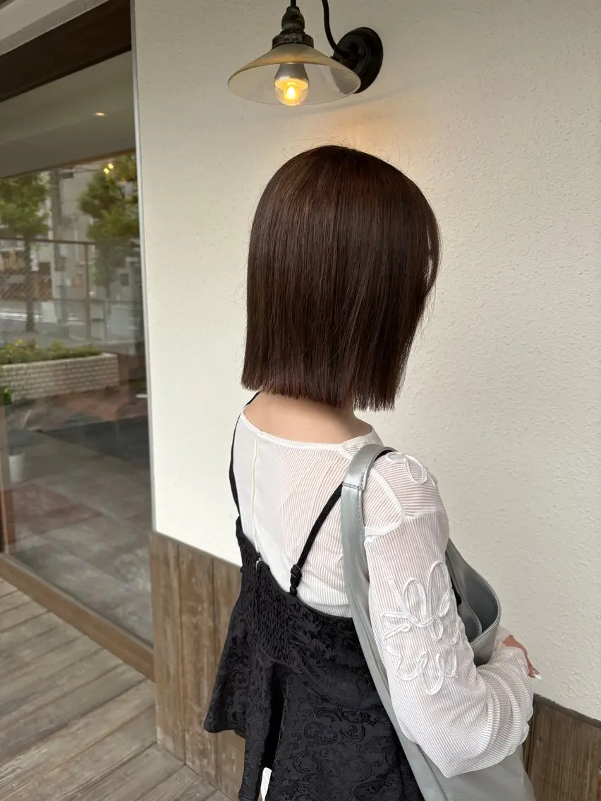 ミディアム ボブ 西田 朋華のヘアスタイル