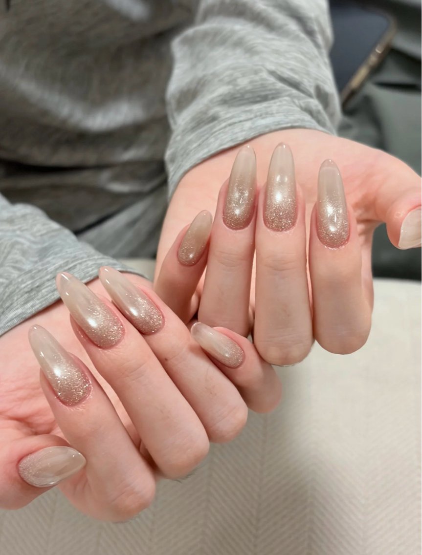 ネイル グラデーション ラメ(グリッター) ラメグラデーション Lily nail salonのネイルデザイン