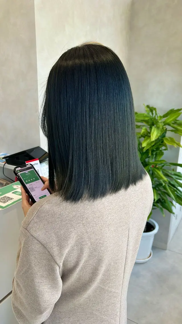 ミディアム カラー カット ヘアカラー トリートメント Eleanor枚方店 店長　飛鳥　薫のヘアスタイル