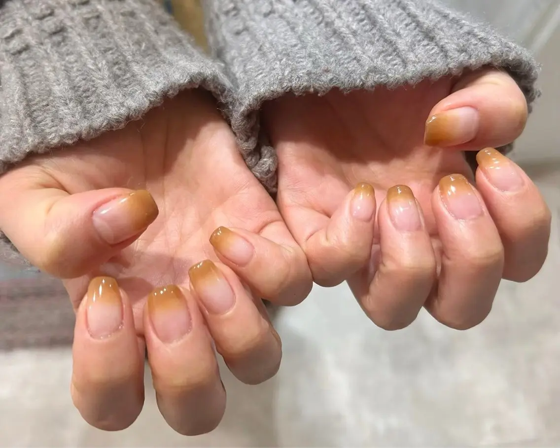 ハンド💅カラーグラデーション✨️オフあり（初回ジェルオフ無料）の写真