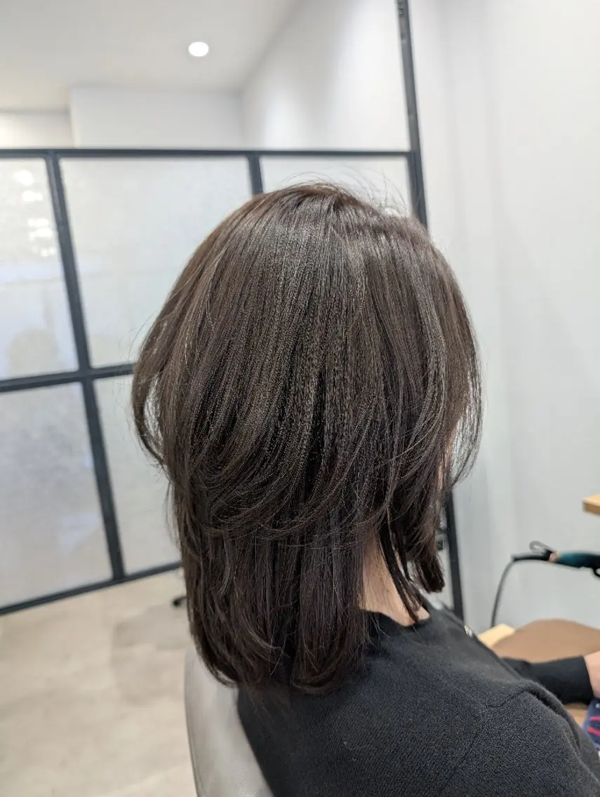 ミディアム カット ヘアカラー 奥山 和真のヘアスタイル