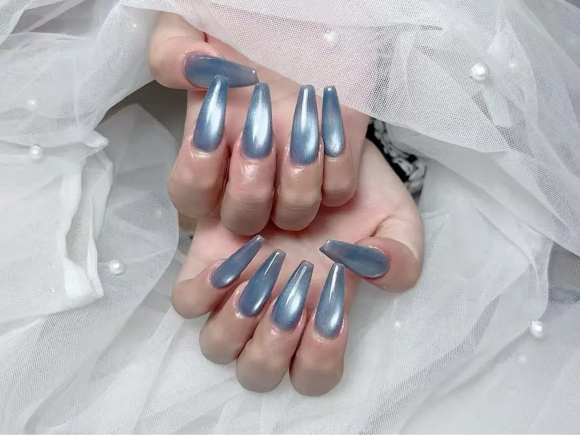 ネイル マグネットネイル Glam nail salonのネイルデザイン