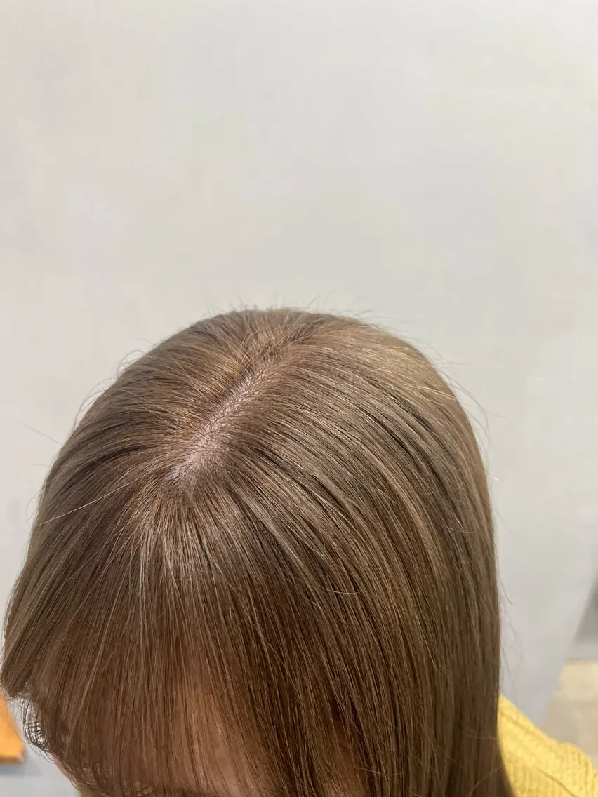 セミロング カラー ブリーチ 透明感カラー -みつま はるな-のヘアスタイル