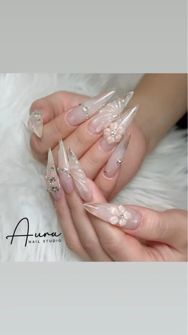ネイル ハンドネイル Aura Nail HanNaのネイルデザイン