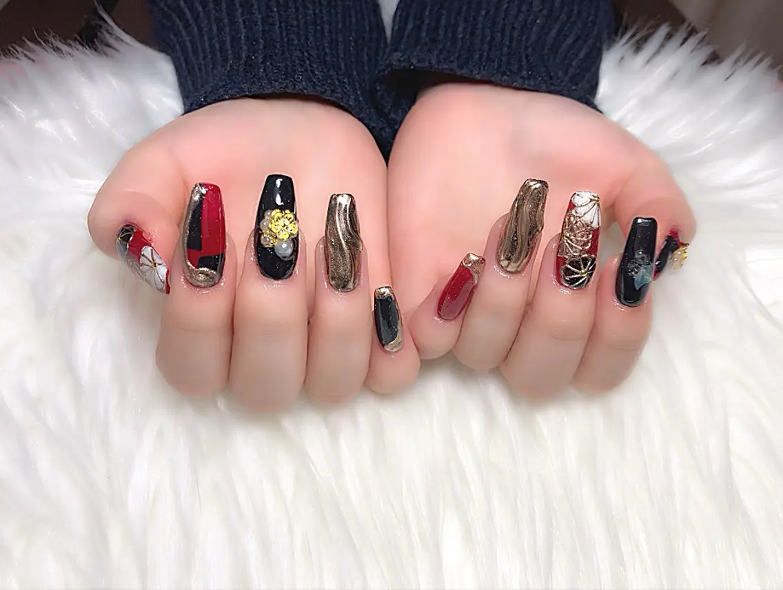 ネイル 成人式 整体・ネイル ヨシ堂💅のネイルデザイン