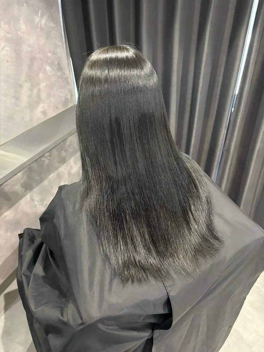 ロング ヘアカラー トリートメント nameless miichiのヘアスタイル