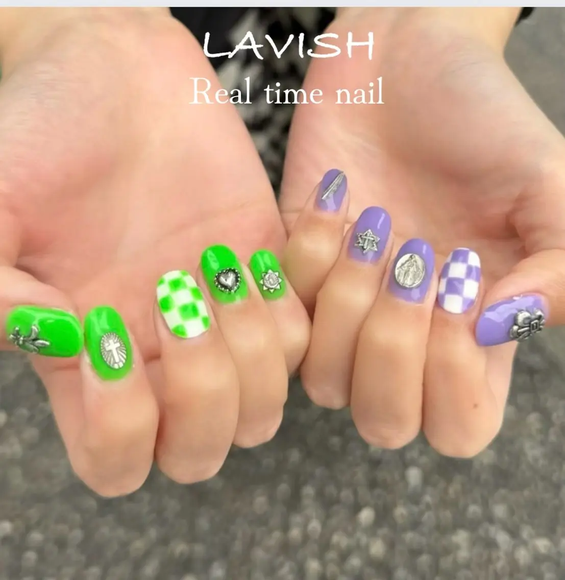ネイル LAVISH 大和店 emi・:*+のネイルデザイン