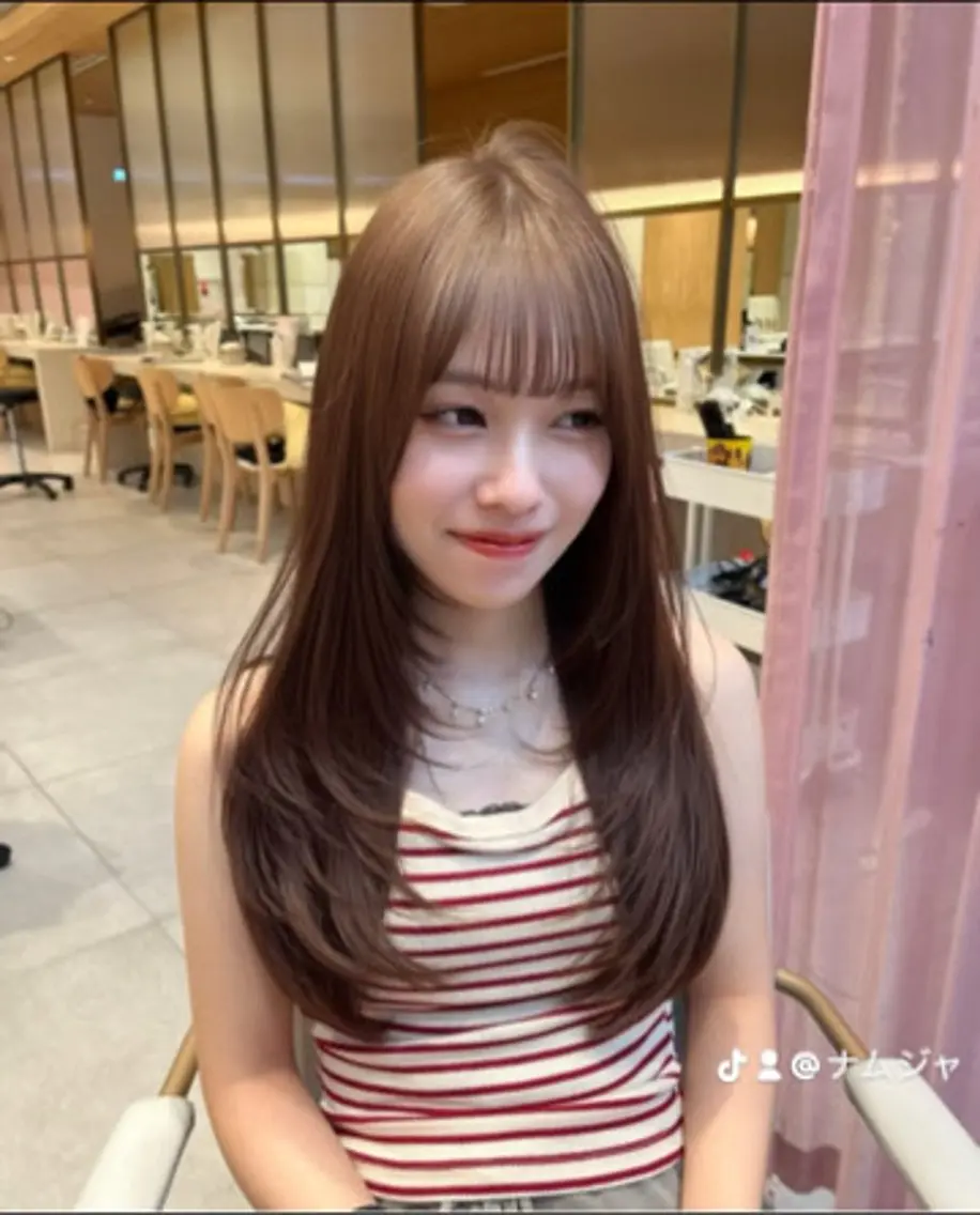 ロング 赤み消し透明感カラー 似合わせ前髪柴田礼空のヘアスタイル
