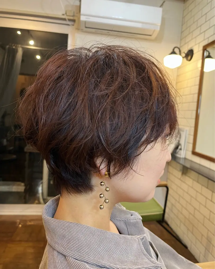 ショート カラー ブリーチ ブリーチなしカラー ショート、ボブ💚 レイヤー/井上翔のヘアスタイル