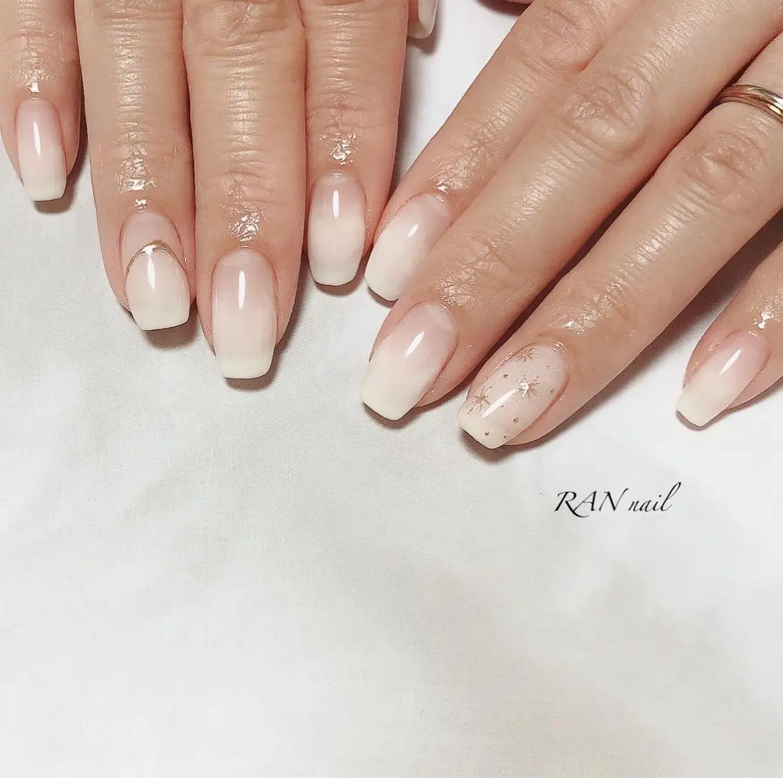 ネイル フットネイル フレンチネイル ミラーネイル ニュアンスネイル オフィスネイル ハンドネイル フットネイル RAN nailのネイルデザイン