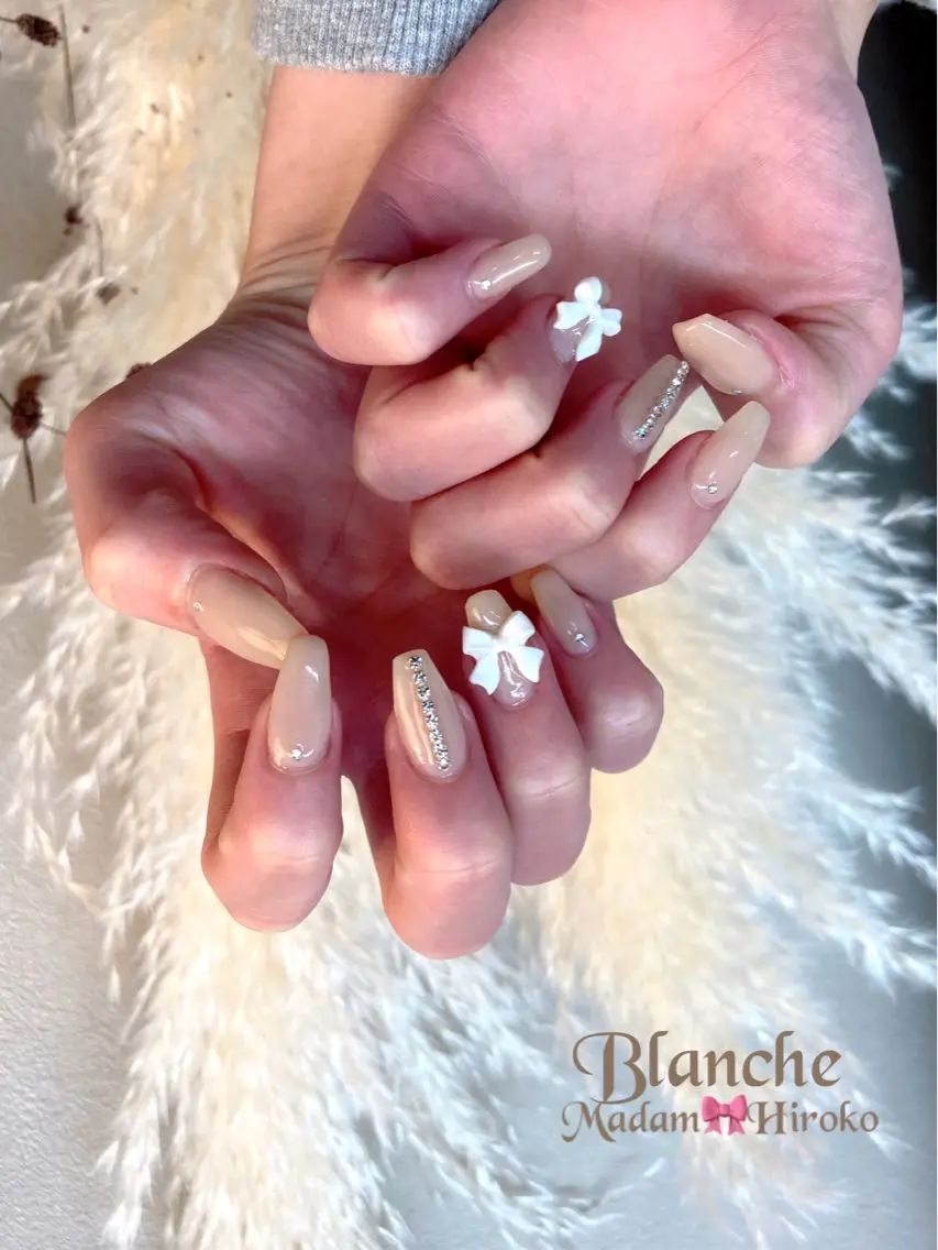 ネイル リボン シンプルネイル Lianネイル 寛子Lianのネイルデザイン