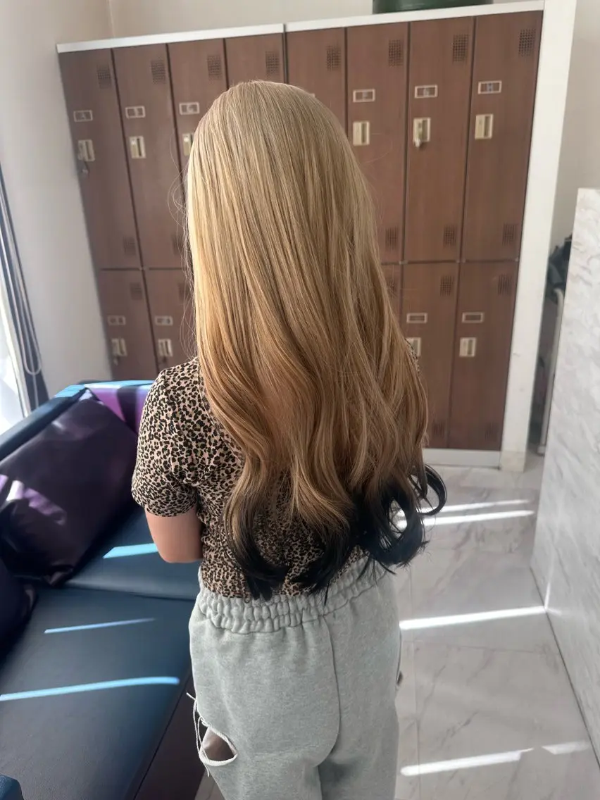 ロング カラー ヘアカラー トリートメント Lantana 前野心結のヘアスタイル
