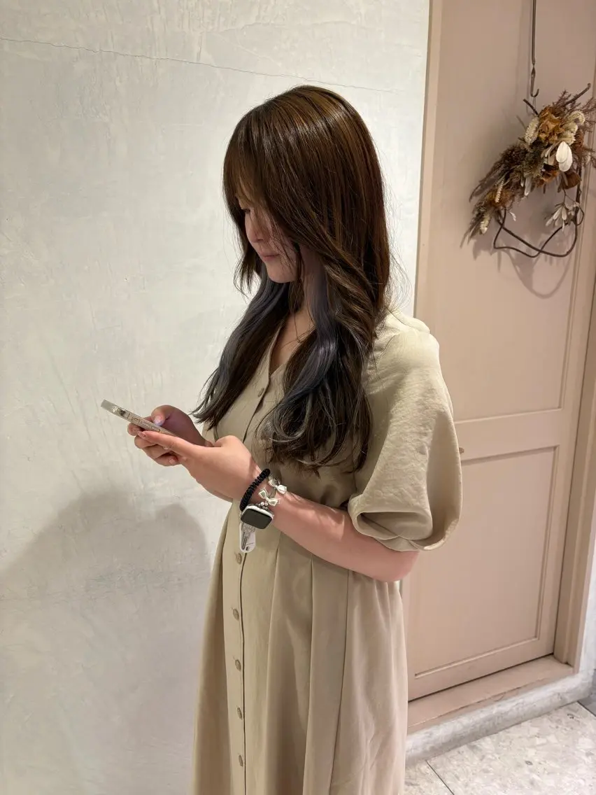 ロング ヘアカラー 小林 篤滋郎のヘアスタイル