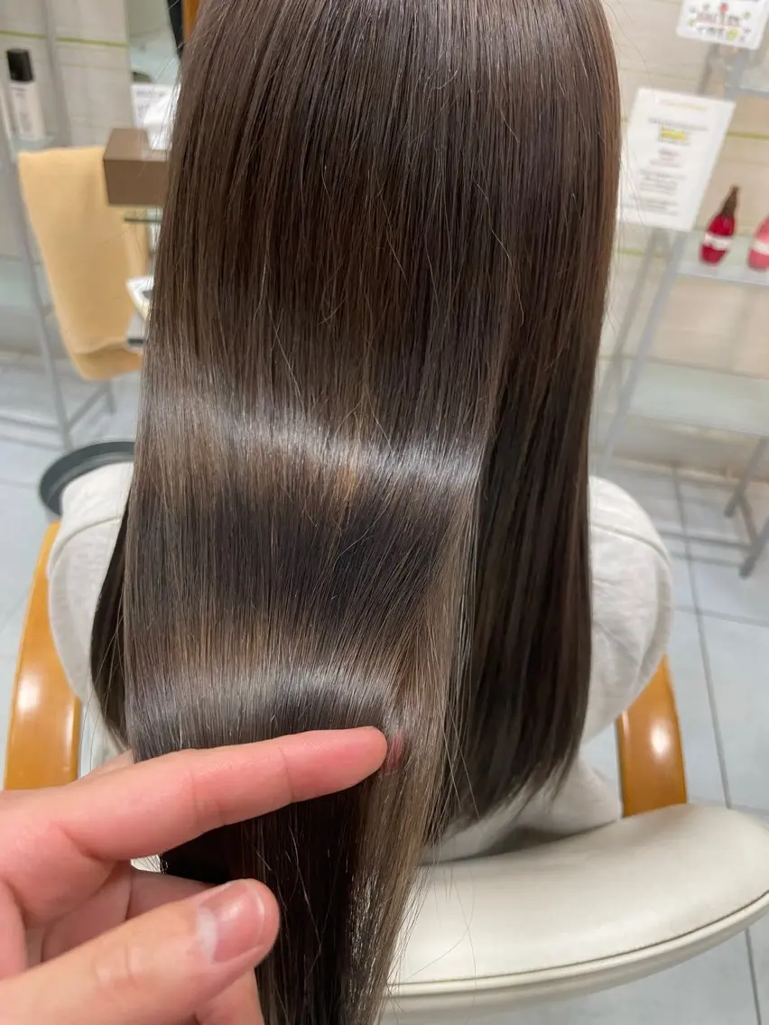 【平日ミニモ限定】カット+ケアカラー+トリートメントの写真