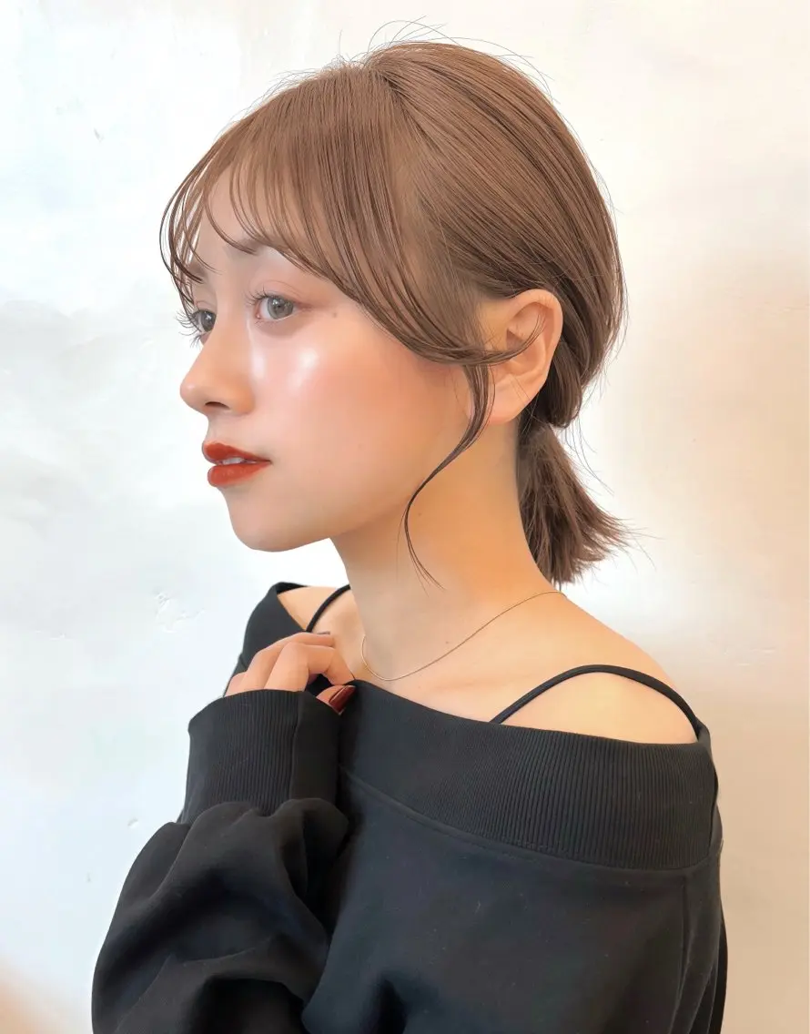 ミディアム カラー ヘアアレンジ 切りっぱなしボブ ベージュカラー 透明感カラー ボブ 🌱ボブ/レイヤー/ ベージュ/あやみ✨のヘアスタイル