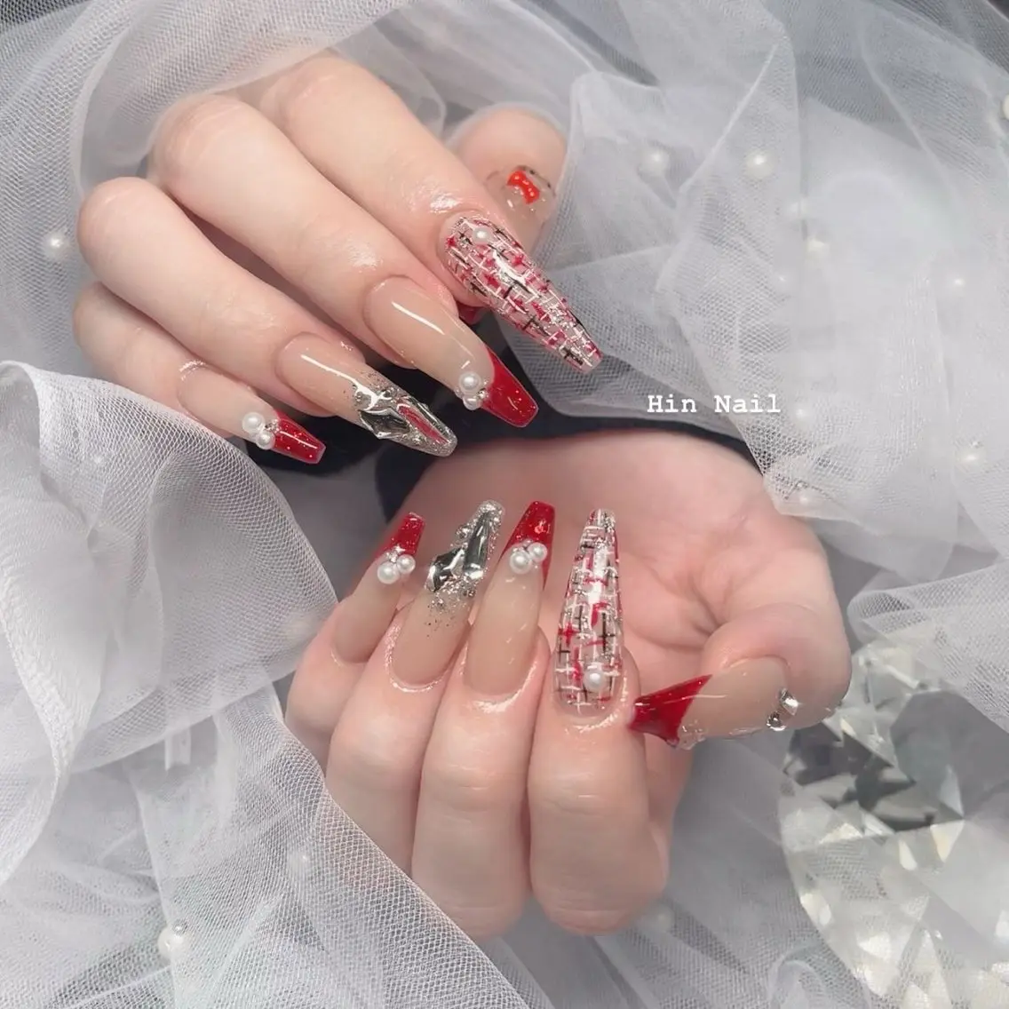 ネイル ハンドネイル HIN NAILのネイルデザイン