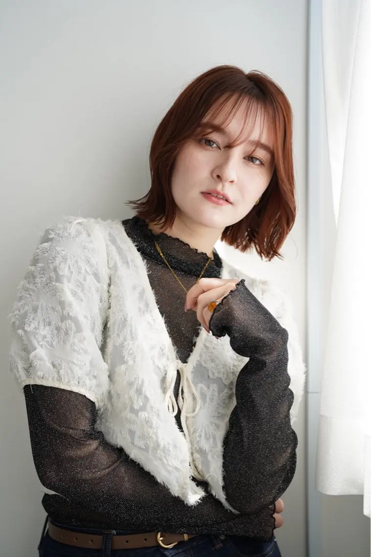 ショート カラー ブラウンカラー オレンジ オレンジブラウン 村泉 心のヘアスタイル