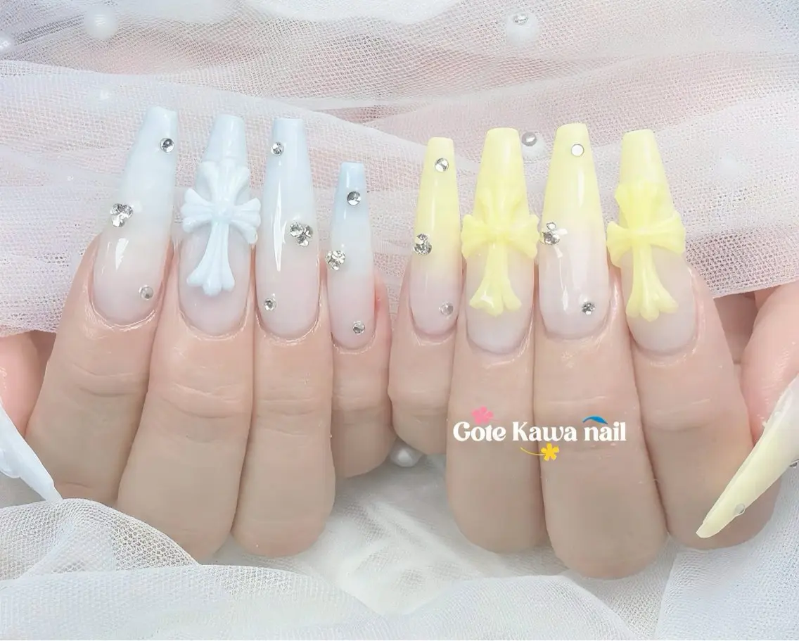 ネイル グラデーション 持ち込み 夏ネイル ハンドネイル ハンドケア Gote Kawa nail salonのネイルデザイン