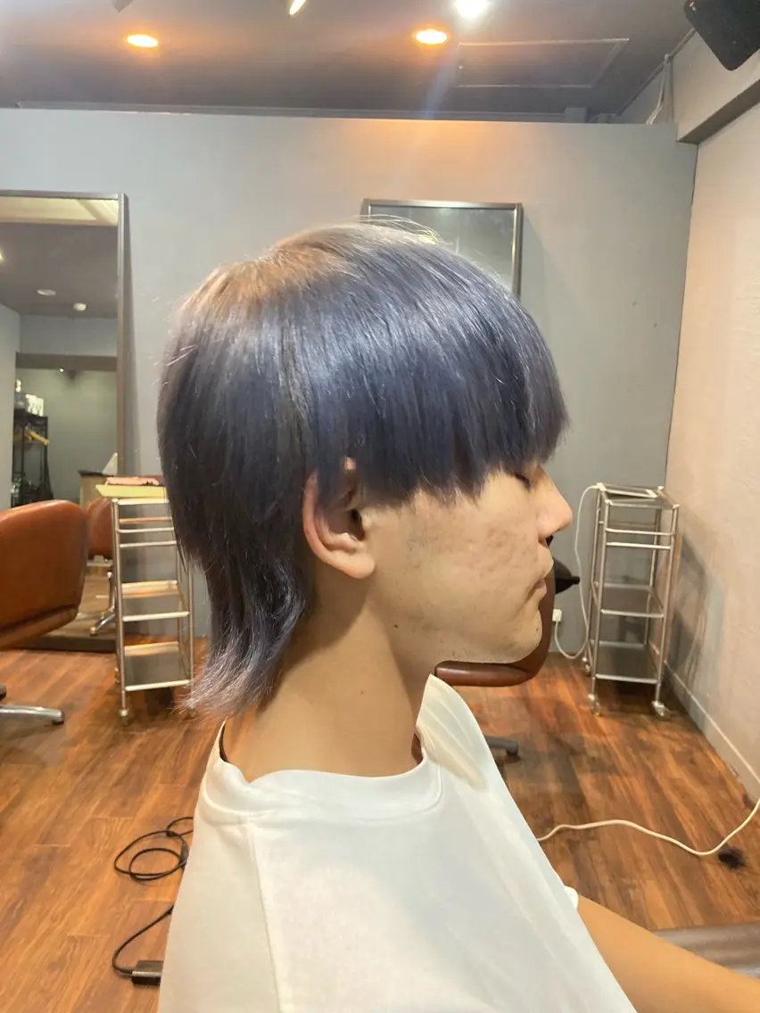 ショート カラー メンズ メンズウルフカット ブルーカラー シルバー ウルフカット カット ヘアカラー トリートメント FUGO原宿【代表】 髪質改善/イイヌマのヘアスタイル
