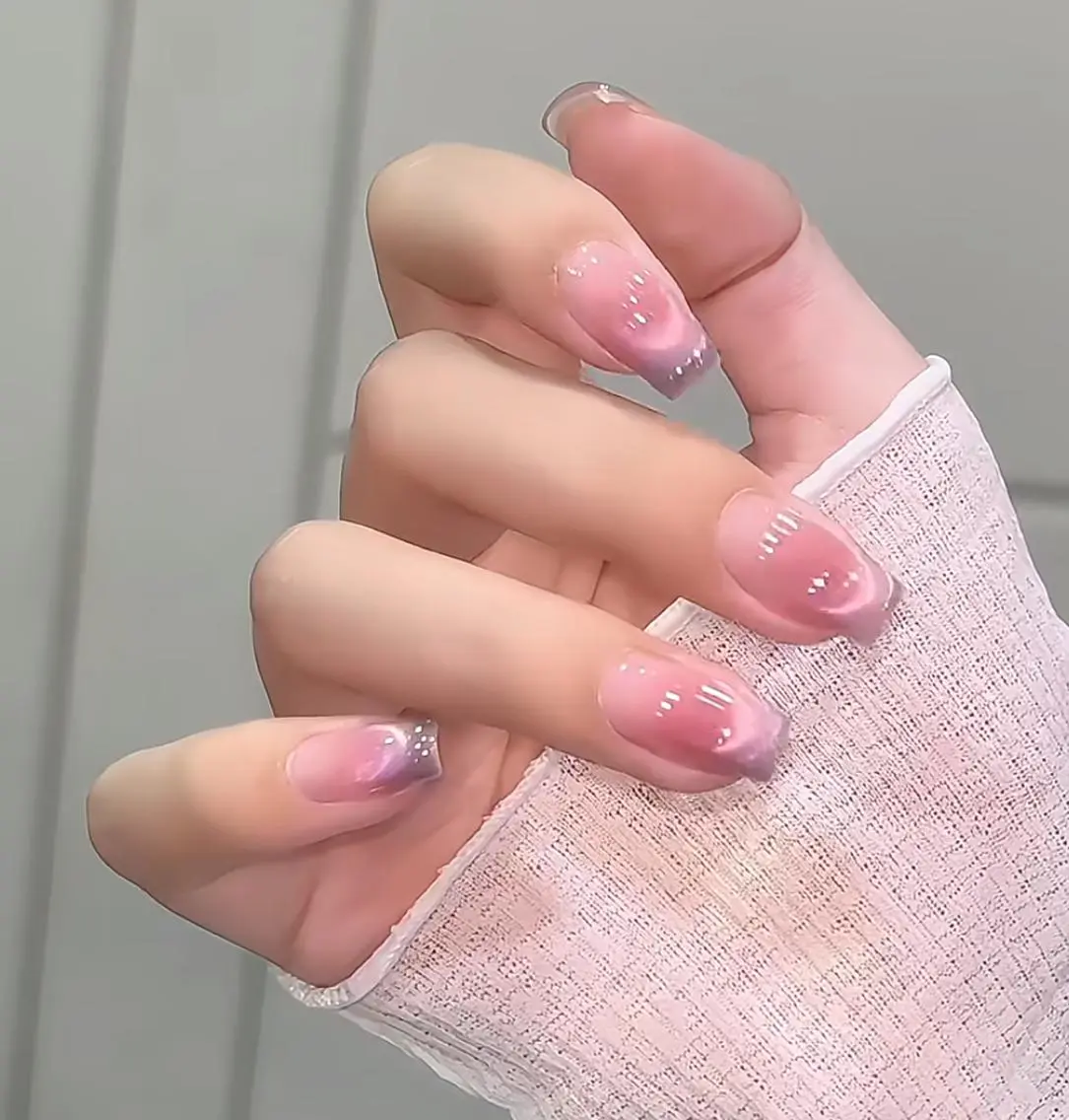 ネイル ハンドネイル 🎀 Ayaka_nailのネイルデザイン