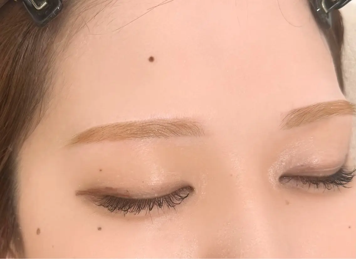 大人気の眉ブリーチ🩵➕眉ワックスセットメニュー🩵🫧の写真