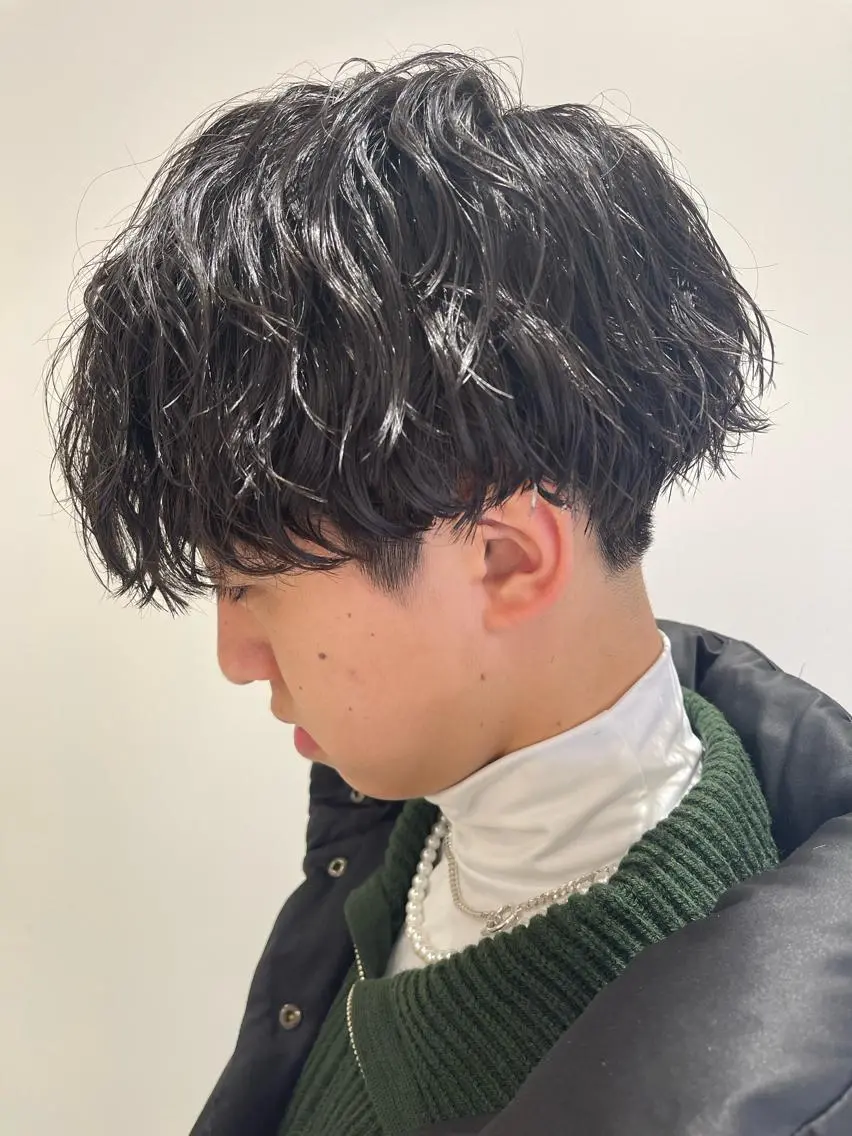 波巻きorスパイラルパーマ＋メンズカットの写真