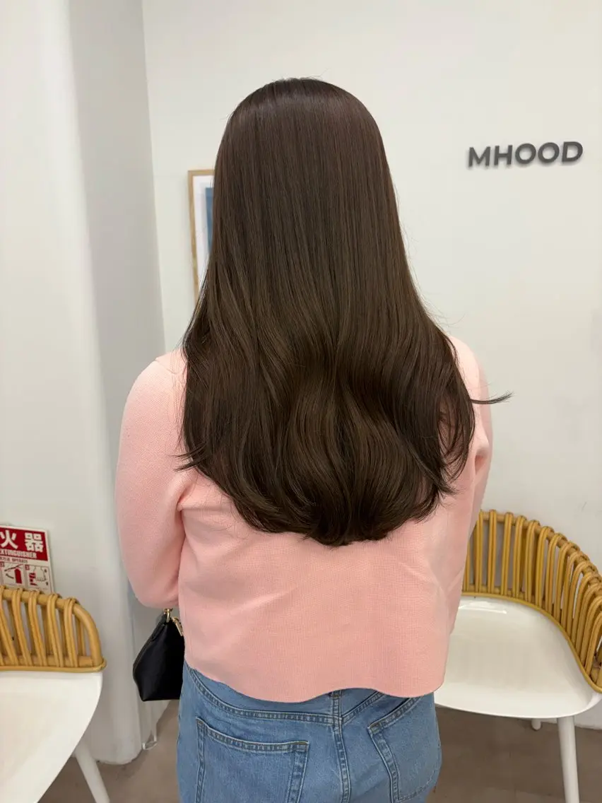 ロング カラー ベージュカラー オリーブベージュ カット ヘアカラー 透明感カラー🫧 nanohaのヘアスタイル