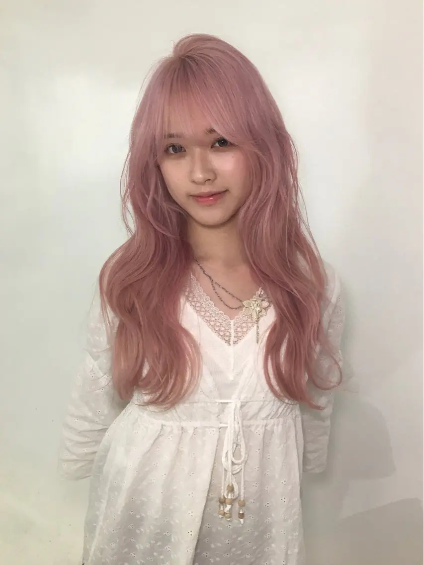 💝6月限定💝[ U24 ]ブリーチ(1回)＋カラー＋カット＋髪質改善トリートメントの写真