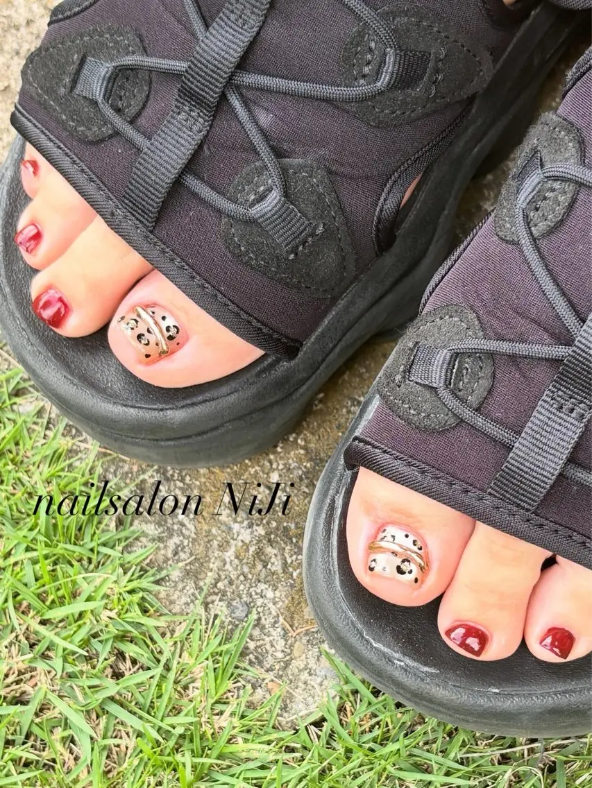 ネイル フットネイル nailsalon N iJiのネイルデザイン