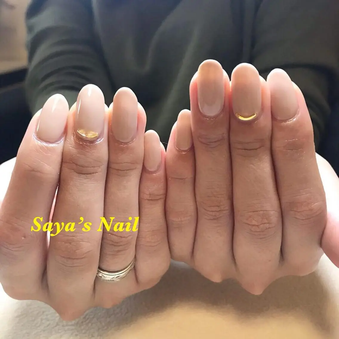 ネイル オフィスネイル ワンカラーネイル SantéNail SAYAKAのネイルデザイン