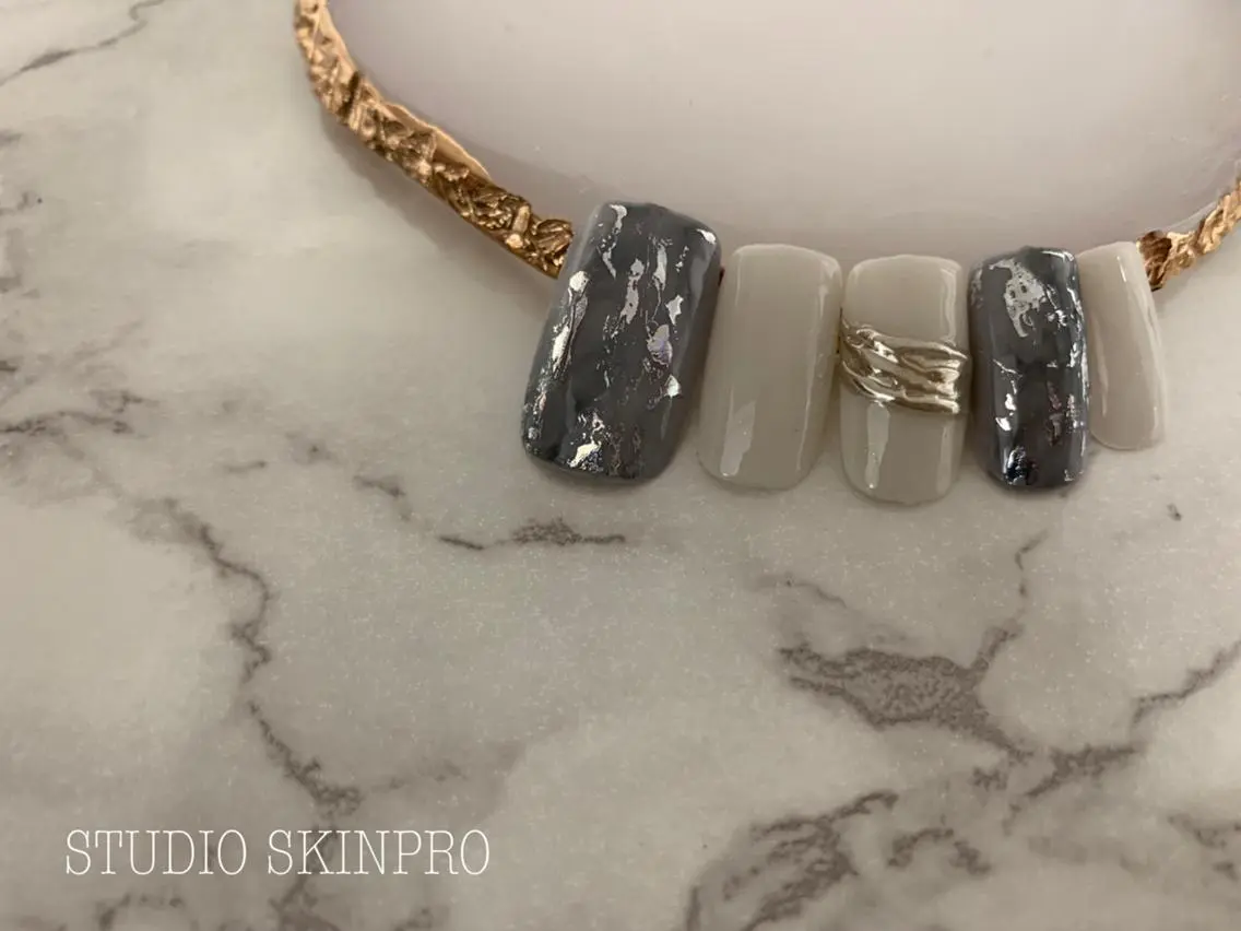 ネイル ハンドネイル Nail 予約受付スキンプロのネイルデザイン