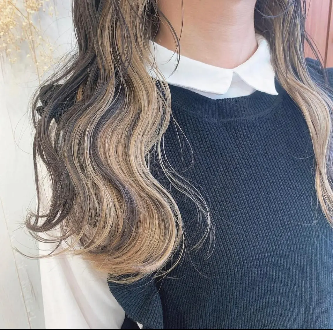 ロング カラー ベージュカラー ブリーチ インナーカラー トリートメント ヘアカラー トリートメント 渋谷:インナーカラー ／🍒エリカ🍒のヘアスタイル