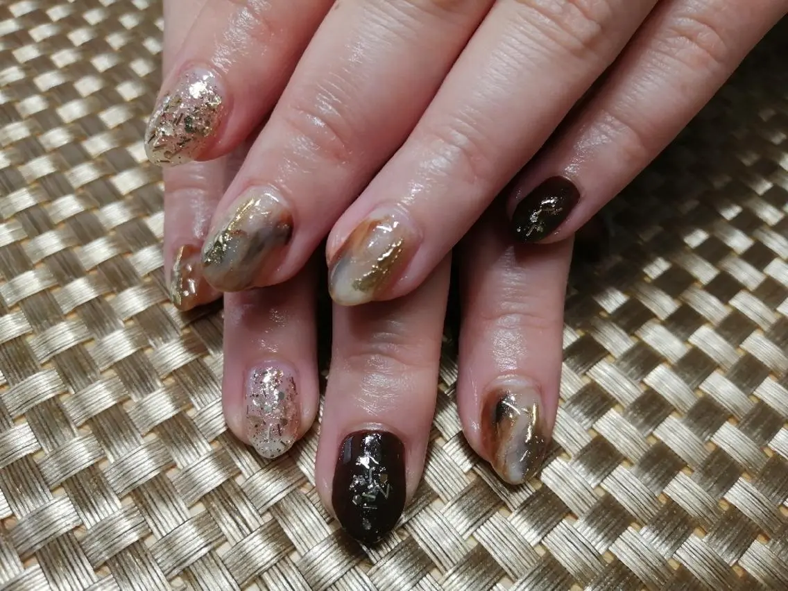 ネイル ニュアンスネイル いとう えみりのネイルデザイン