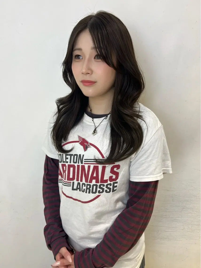 セミロング カラー ヘアカラー 'AXIS 栄 Konomiのヘアスタイル