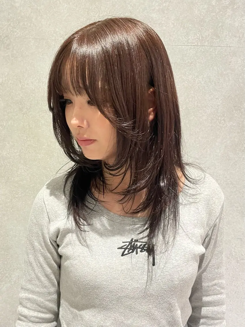ロング カラー カット yumemiレイヤー ‎✴︎ 透明感カラーのヘアスタイル