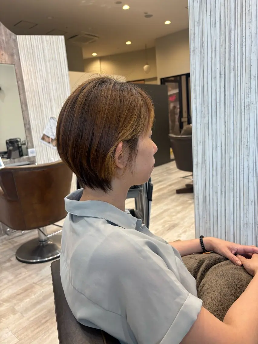ショート カット 加藤 優子のヘアスタイル