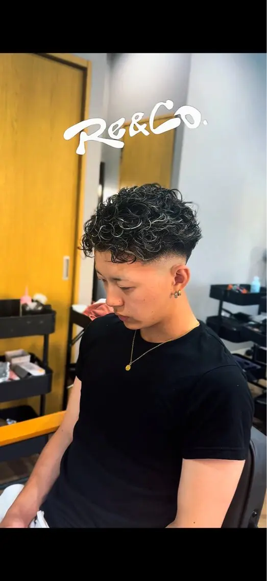 ショート パーマ カット パーマ RE&COメンズ専門 リュウタのヘアスタイル