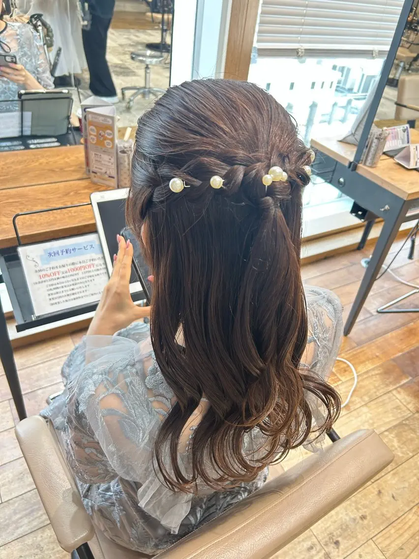 ヘアアレンジ ハーフアップ 結婚式・ブライダル ヘアアレンジ /カラー和田茉日琉のヘアスタイル
