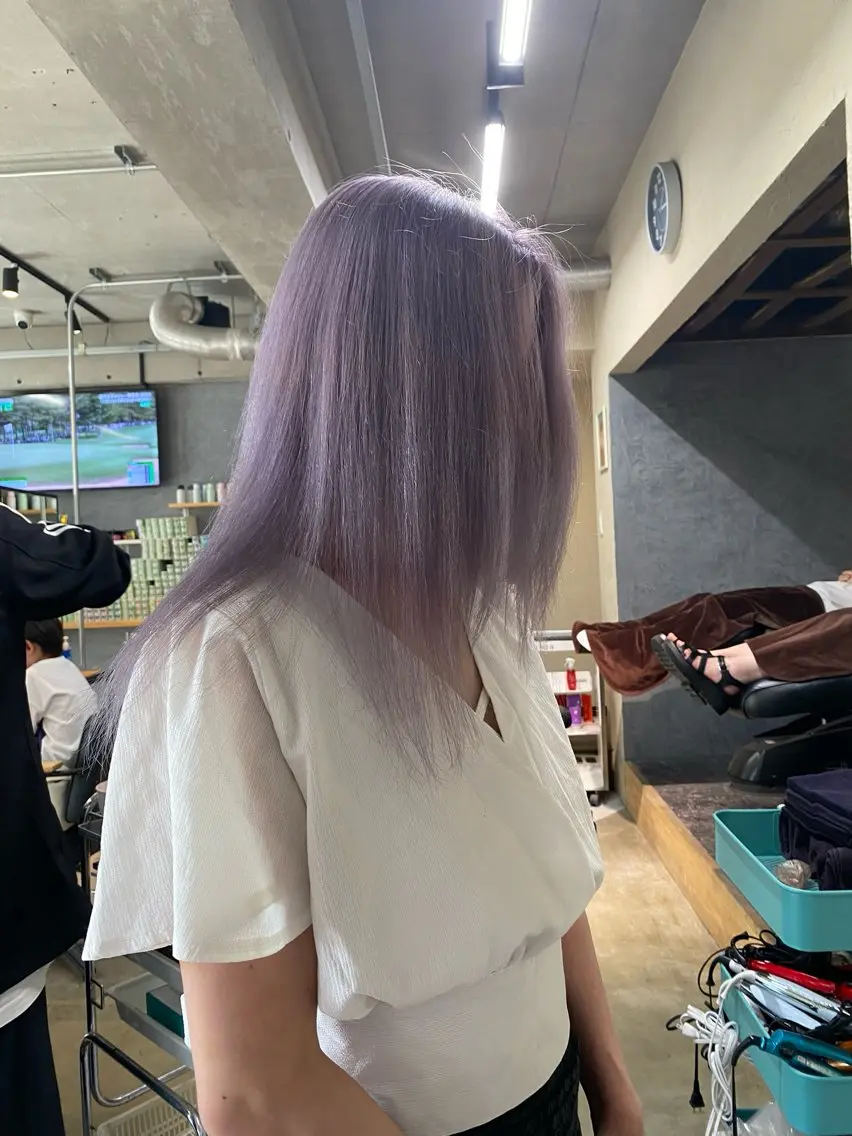 セミロング カラー ブリーチ ケアブリーチ ラベンダーカラー ブリーチムラ修正 /ハイトーン/青砥大のヘアスタイル