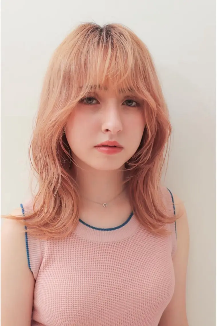 ミディアム カラー ブリーチ ケアブリーチ ハイトーンカラー 似合わせレイヤー/ Wカラー🧸こころのヘアスタイル