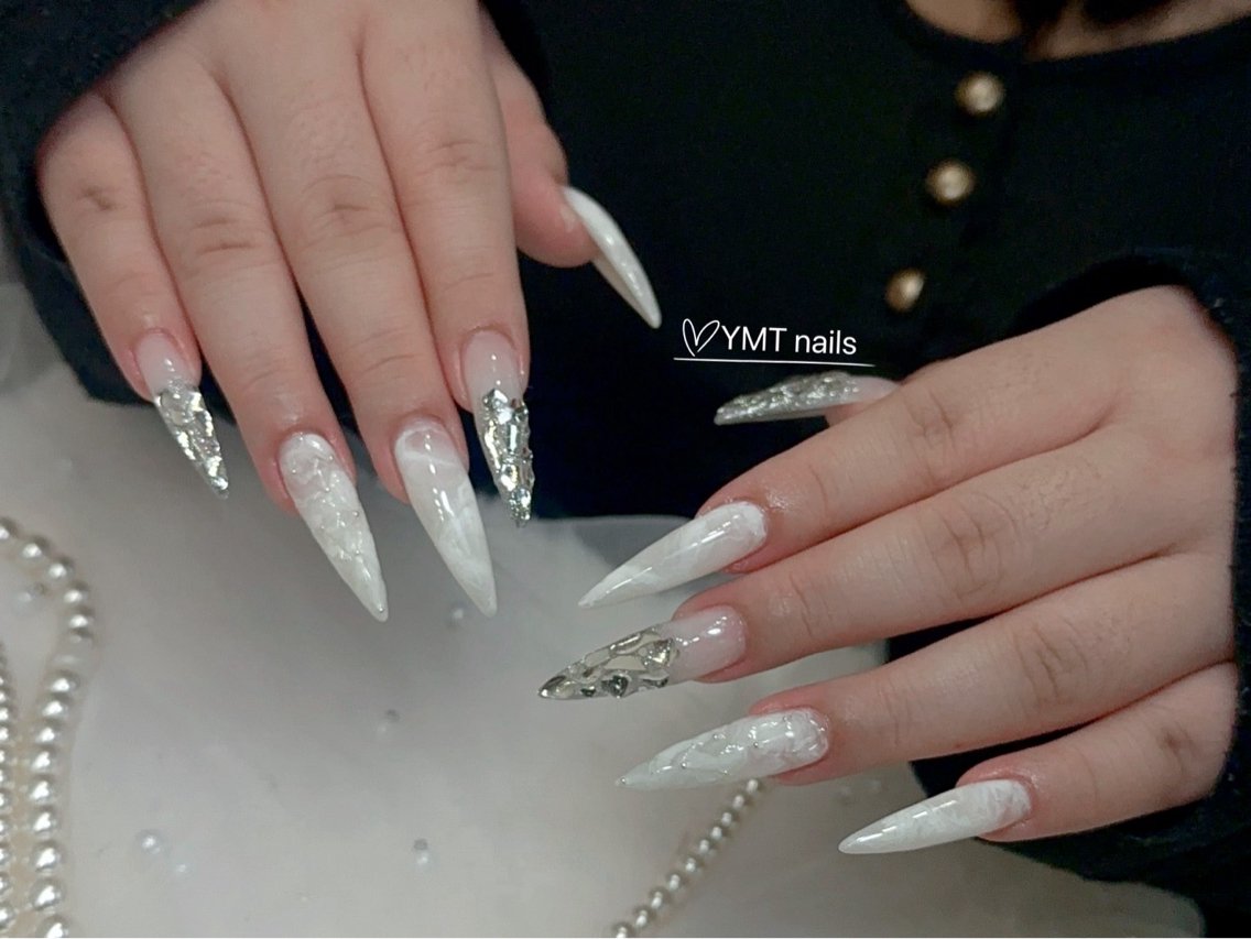 ネイル ハンドネイル mochi nailsのネイルデザイン