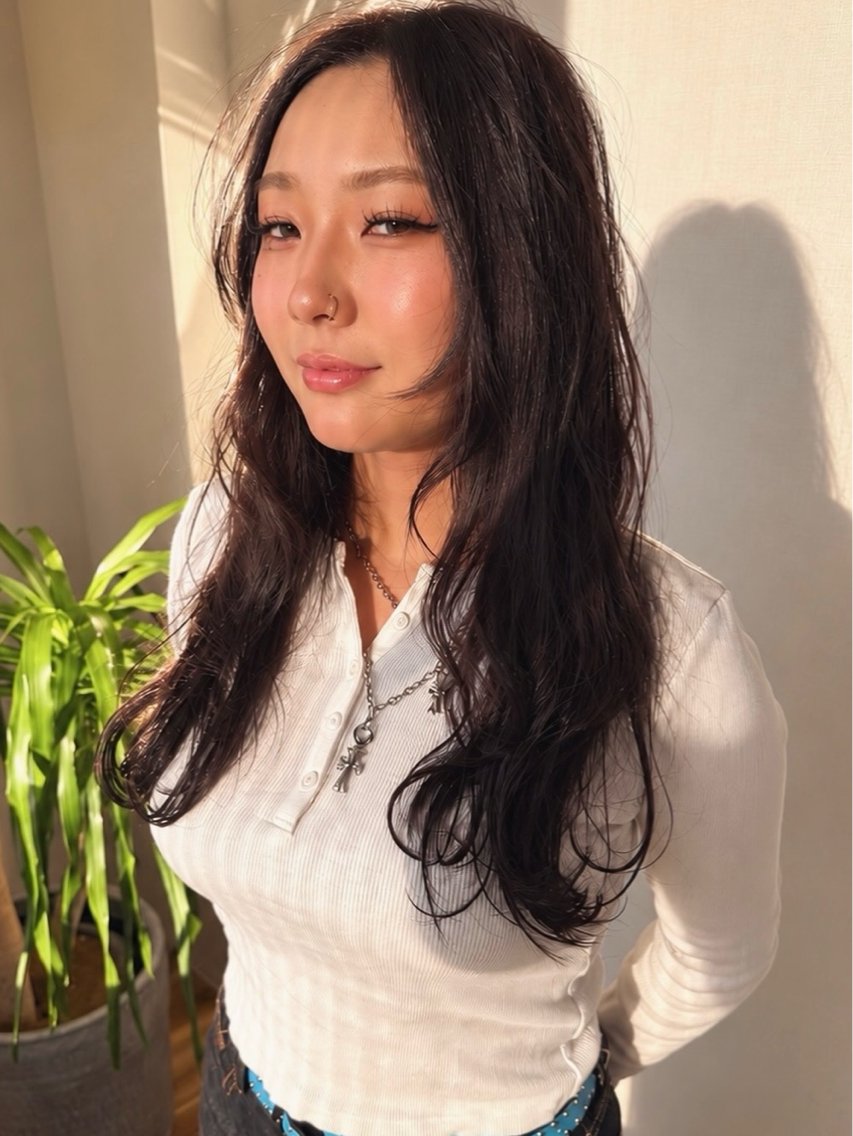 ロング カラー バイオレットカラー カット ヘアカラー トリートメント 田室和幸 河原町のヘアスタイル