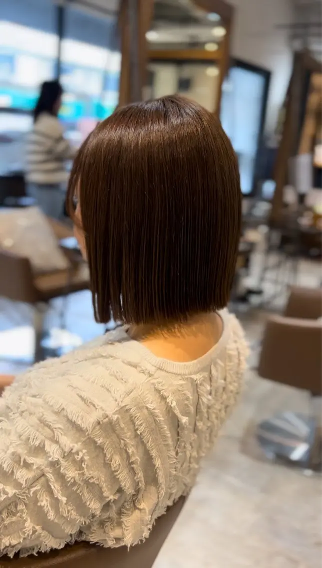 ショート 切りっぱなしボブ ボブ 中山 実優のヘアスタイル