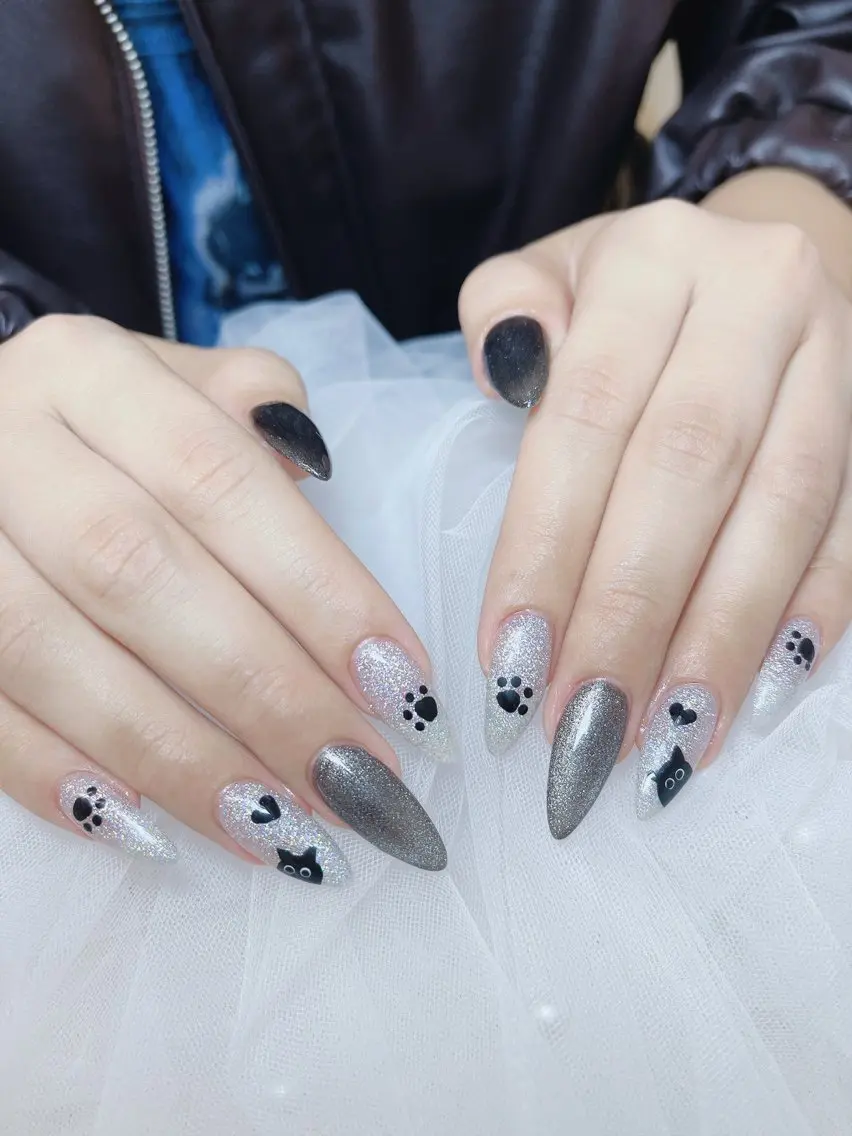 ネイル チークネイル フレンチネイル グラデーション キラキラネイル 韓国ネイル ハンドネイル DUO   MI nail salonのネイルデザイン
