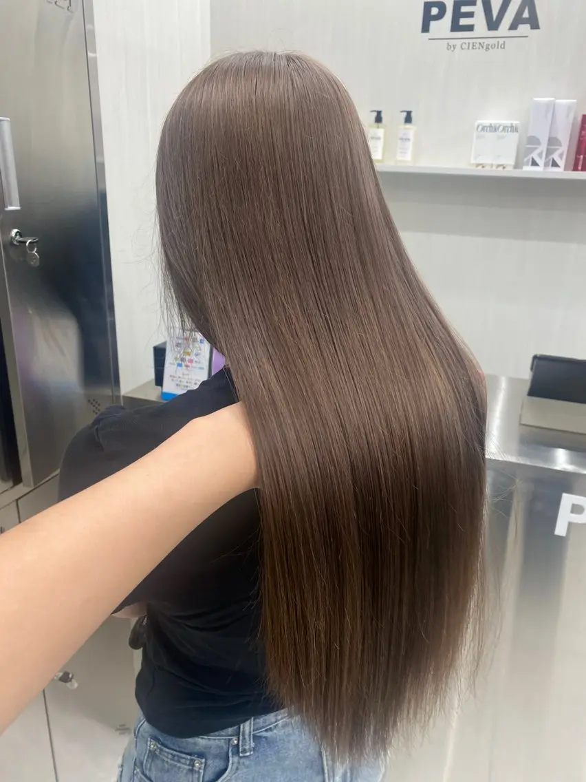 カラー 𝗮𝘆𝘂𝗺𝗶 /ハイトーン🎀のヘアスタイル